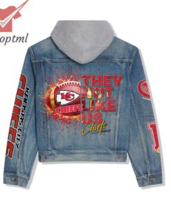 kansas city chiefs they not like us hooded denim jacket 3 Jw1gC